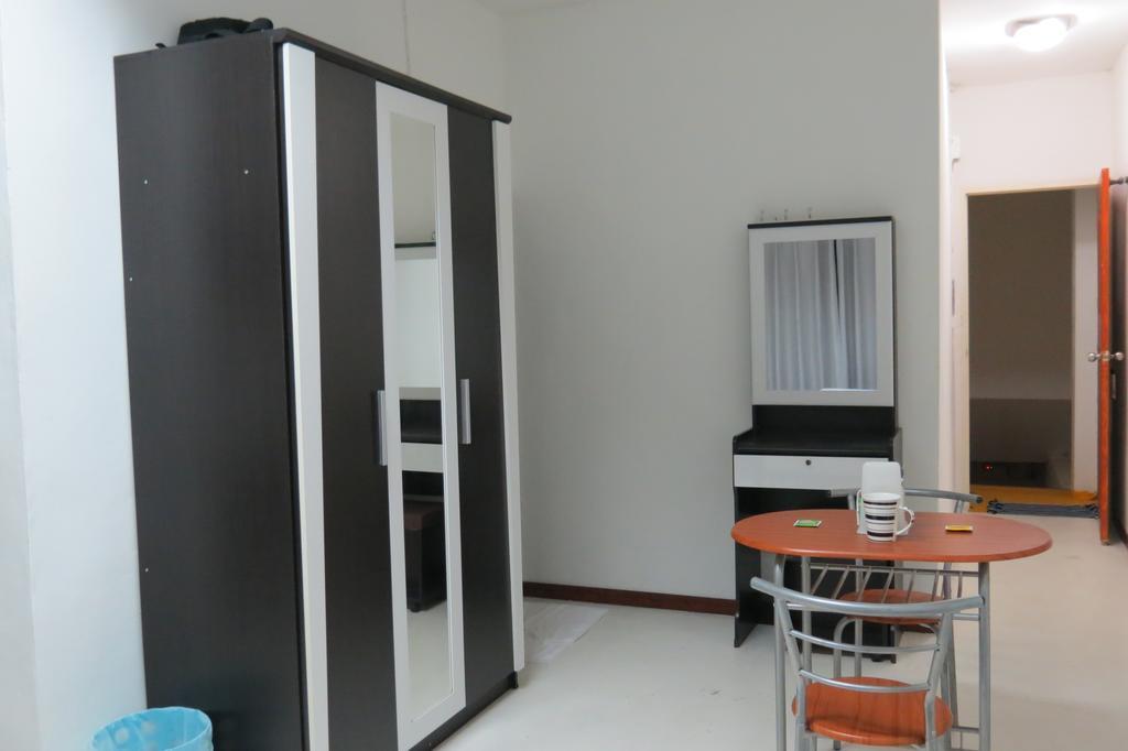 Pizza Italy Restaurant And Guesthouse Pattaya Exterior photo