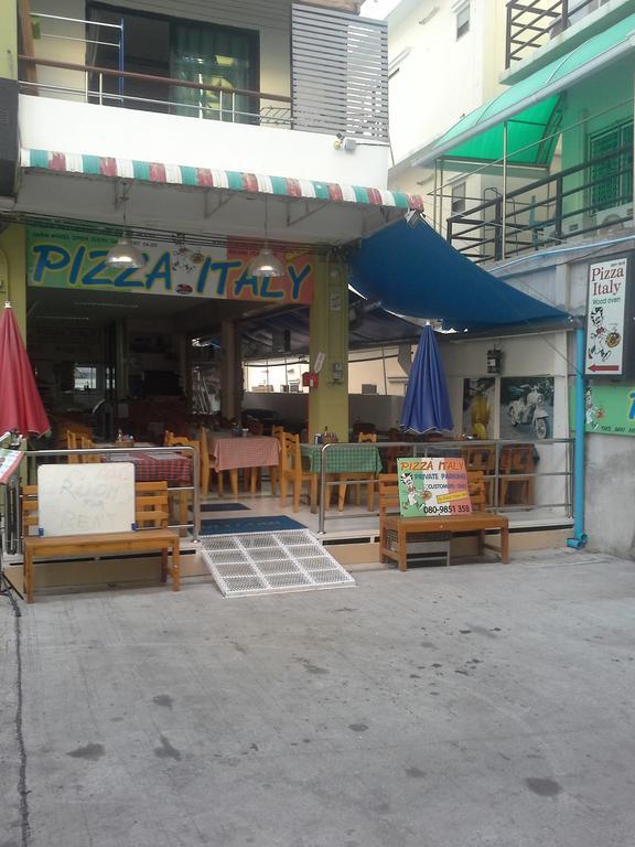 Pizza Italy Restaurant And Guesthouse Pattaya Exterior photo